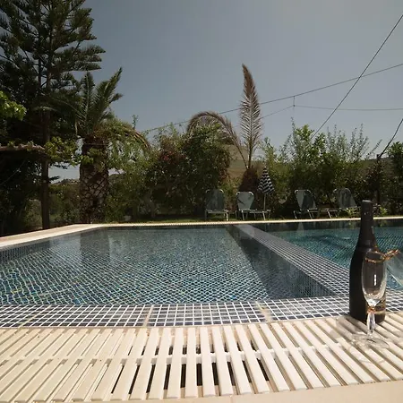 Bodikos Villas & Apartments Pitsidia Exterior photo