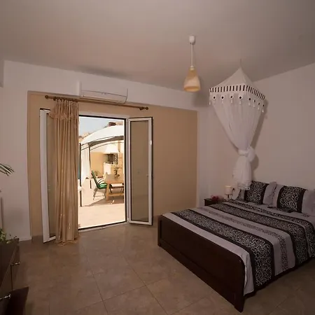 Bodikos Villas & Apartments Pitsidia Exterior photo